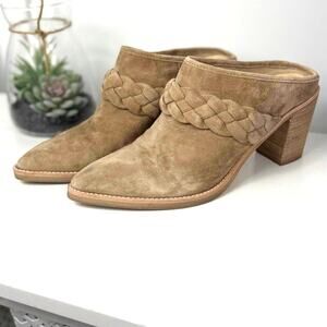 Beautiful Women’s‎ Shoes Size 9